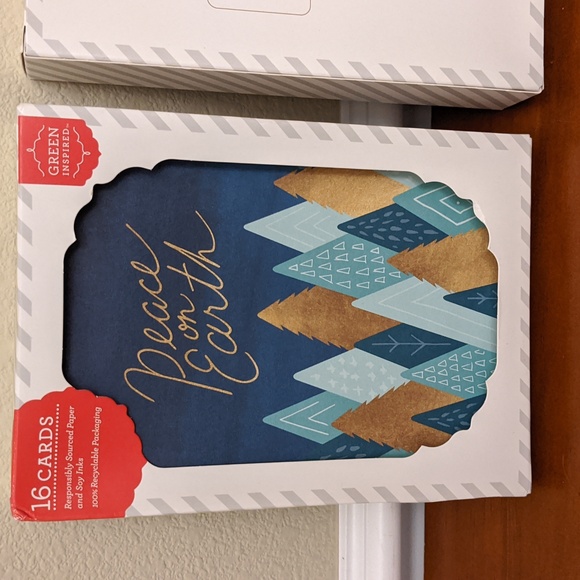 32 Peace On Earth Christmas Holiday Greeting Note Cards Envelopes - Picture 3 of 4